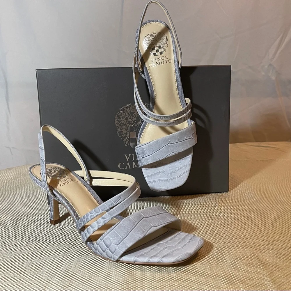 Vince Camuto, New Savsha Women Sandal - Picture 4 of 10